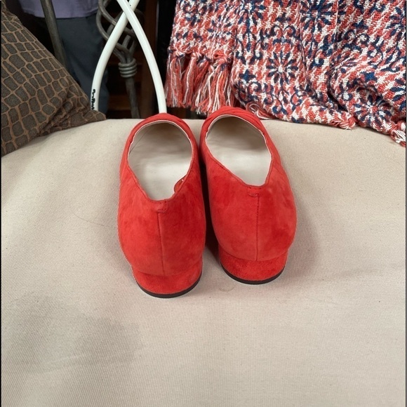 Cole Haan Suede Point Toe Block Heel Pumps in Red Size 5.5 - Picture 6 of 8